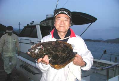 2011年5月8日（日）若狭湾でヒラメの55cmを釣られました