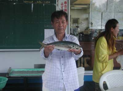 2011年8月14日（日）若狭湾でアジの39cmを釣られました