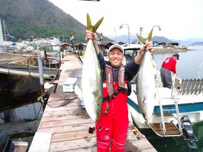 2012年4月10日（金）若狭湾でブリの97cmを釣られました