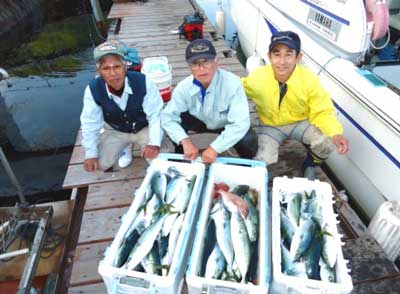 2012年5月13日（日）若狭湾で鯛やハマチを釣られました