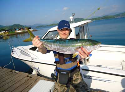 2012年5月18日（金）若狭湾でメジロの70cmを釣られました