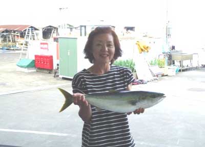 2012年6月3日（日）若狭湾でハマチの65cmを釣られました