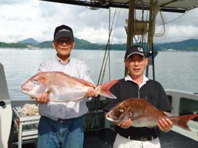 2012年7月1日（日）若狭湾で鯛の76.0cmを釣られました