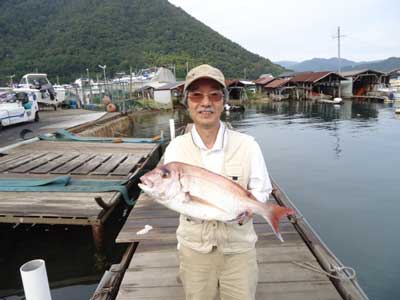 2012年10月14日（日）若狭湾で鯛の61.5cmを釣られました